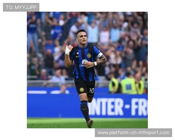 劳塔罗抢下第二落点及时发起反击